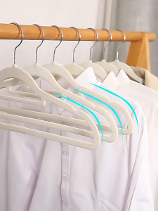 Non-slip Velvet Hangers Heavy Coat Clothes Hanger Durable Flocked Anti-Distortion Hanger