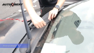 PAlight Car Ageing Rubber Seal Strips Under Front Windshield Panel Sealed Trim Moulding Strip