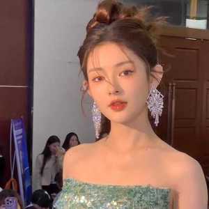 Exaggerated Tassel Earrings Luxury Personality Bridal Dress Accessories Fresh Outrageous Fashion Jewelry for Women