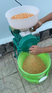 Máy nghiên vỡ  xay bột ngô lúa  tiêu ...đa năng  miễn ship