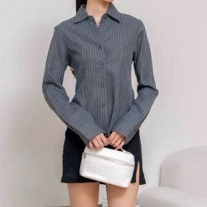 kemeja wanita fitted stripe salur basic Luna stripe kemeja fitted