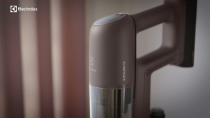 Electrolux UltimateHome 700 Lightweight cordless vacuum cleaner EFP71512