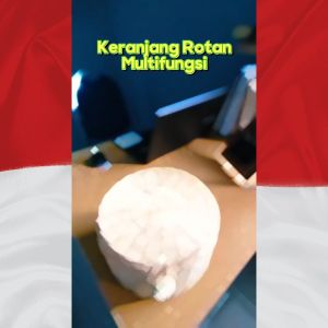 Keranjang Rotan / Rattan Bulat Bertangkai Pendek dengan Tutup Warna Natural uk. 20x12 cm