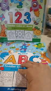 OOLY-สมุดระบายสีเสริมทักษะวิชาการ กระดาษหนา มีรอยปรุ ฉีกออกมาระบายได้ Color-in Book