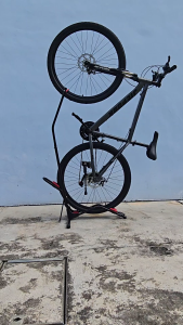 T2P Vertical Bike Stand Freestanding Upright Bicycle Floor Stand Storage Rack for 20-29 Bicycles