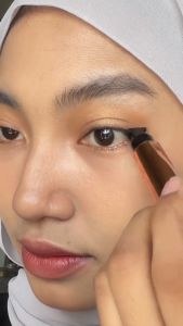 OTWOO Miraculous Cat-Eye Stamp Eyeliner Pen Black Double Head Waterproof Pencil Eye Makeup Stempel Cair Runcing Waterproof Tahan Lama 10ml