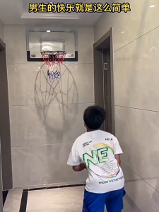 Childrens basketball hoop hanging basketball stand with scorer indoor basketball game dunk acrylic plate