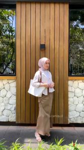 Kemeja Wanita Linen Oversize Olivia Shirt Linen Pocket
