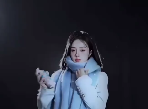 Chai Xịt Tuyết Tan Noel Giáng Sinh Dùng Trong Tiệc Sinh Nhật Đám Cưới Lễ Hội Snow Spray Đồ Chơi