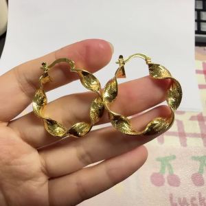 Huitan Twisted Textured Gold Color Hoop Earrings for Women Trendy Chunky Circle Earrings for Female Fashion Jewelry Accessories