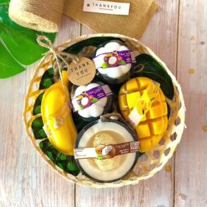 สบู่ผลไม้ SET 5 ก้อน ในชะลอมไม้ไผ่ หอมละมูน Premiun Gift