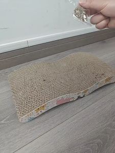 bàn cào móng các loại giúp cho mèo đỡ căng thẳng và buồn tặng cỏ catnip kèm theo - T3 PETS SHOP