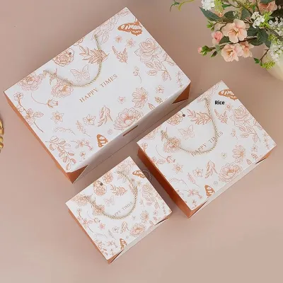 Golden Floral Handheld Gift Bag Creative Baking Bag Mothers Day Wedding Favor Bag Eco-Friendly Paper Bag Shopping Bag
