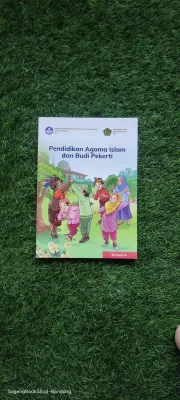 BUKU PAKET KURIKULUM MERDEKA KELAS 4 SD/MI MATEMATKA. B INDONESIA B INGGRISIPASPAIPAK PKNP5PJOKSENI RUPA