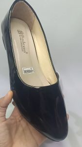 sepatu pantofe/sepatu pantofel wanita/pantofel wanita/sepatu kondangan wanita hijab/sepatu pantofel wanita kekinian/sepatu putih/sepatu putih wanita