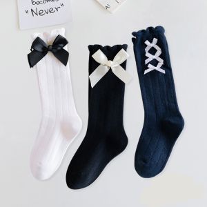 Set 3 đôi Tất gối màu trơn cho bé chất cotton đính nơ điệu đà tiểu thư