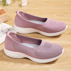 Comfortable Breathable Mom Shoes Summer New Style Soft Bottom Flat Walking Shoes for Middle-Aged And Elderly People Beijing Style Sandals