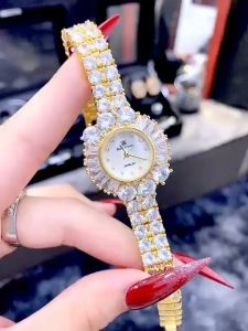 Đồng hồ nữ ROYAL CROWN - Jewelry fullbox