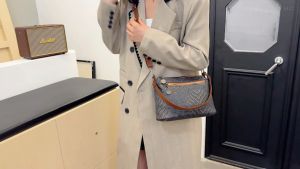 Tas Wanita Berkualitas Tinggi: Tas Selempang & Tas Bahu Wanita Korea