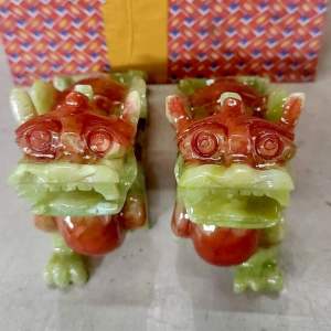 ปี่เซียะ ( ผีซิ่ว )แกะ จากหินหยกมงคลเขียวลายแดง เรียกทรัพย์สวย มาก