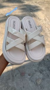 Sandal Wanita Terbaru: Nyaman, Empuk, & Modis