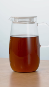 Bình trà thủy tinh chịu nhiệt nắp lưới lọc Hario Easy Microwave Barley Tea Pot MUGICHAN 1L