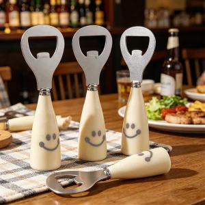 4Pcs Smiley Face Bottle Opener Lightweight Beer Red Wine Bottle Opener Durable Stainless Beer Bottle Opener Glass Bottle Opener Funny Kitchen Bar Tool