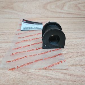 KARET LINK STABIL BELAKANG XPANDER / OUTLANDER MN101395