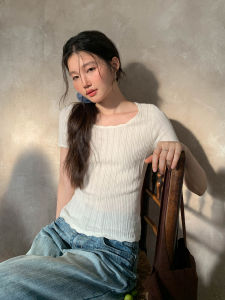Mixd | Áo Thun Mỏng Phù Hợp Sơ Mi Trắng