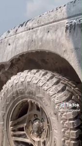 โฟมสลายคราบ ไม่ต้องถู MD Clean Car+ น้ำสลายคราบ Super Clean Thailand ขนาด1000 ml. + เคลือบยางดำ พรีเมี่ยม ขนาด250 ML.