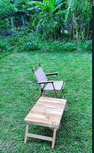 (สินค้าแนะนำ)โต๊ะพับญี่ปุ่น(ขนาดสูง30ซม กว้าง68ซม ลึก40ซม  )แข็งแรงทนทานน้ำหนักเบาเคลื่อนย้ายง่ายทนแดดทนฝนสินค้ามีพร้อมส่ง สินค้าพร้อมใช้งาน สินค้าเป็นงานไม้สักทองแท้💯