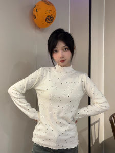 เสื้อยืดคอปกสั้นลายจุดแขนยาวทรงสลิมฟิตสำหรับผู้หญิงในฤดูใบไม้ผลิและฤดูใบไม้ร่วง เสื้อชั้นในคอกลมพร้อมขอบลูกไม้ ผ้าเดนิม