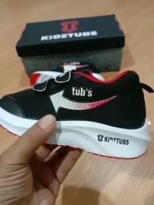 KIDZTUBS Sepatu Anak Perempuan & Sepatu Sekolah Anak Perempuan Murah