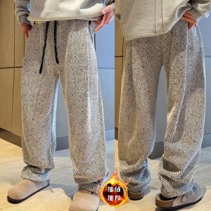 กางเกงลำลองชายทรงหลวมเอวกลางลายทางหนาแบบใหม่ฤดูใบไม้ร่วง/ฤดูหนาว กางเกงขายาวทรงหลวมพับขากว้างสำหรับผู้ชาย