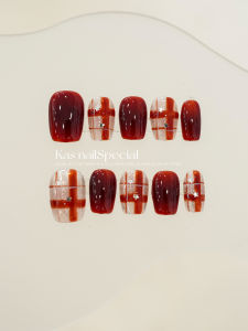 Pure Handmade Plaid Nail Art 2025 New Style High-End Cats Eye Wearable False Nails Elegant Personality Korean Fashion Beauty Tools