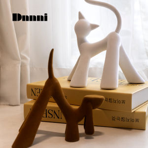 Dnnni con mèo con và con chó con hình đồ trang trí mềm mại trang trí sang trọng phòng mô hình nhựa phòng ngủ phòng trẻ em Tủ TV phòng khách