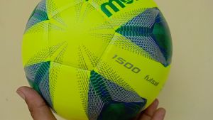 Bola Futsal Original MOLTEN F9A-1500 DW Size 4 Putsal Bliter Press Tahan Air