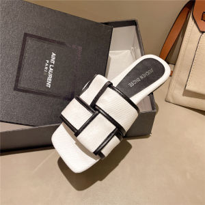 Panda Color Flat Sandals Women Summer Outdoor Wear 2025 New Korean Version Woven Contrast Color Square Head Beach Half Slippers