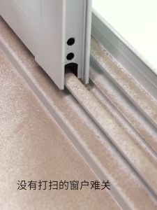 BOSSLU Sapu Mini Pembersih Selah Celah 2in1 / Kuas Pembersih Keyboard Jendela Set Kuas Sekop