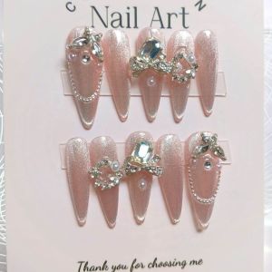 Móng tay thiết kế Nail box mắt mèo hồng mã số AB41
