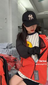 Áo Gió Chống Nước 2 Lớp Phối Tay Thời Trang Cá Tính Dành Cho Cả Nam Và Nữ