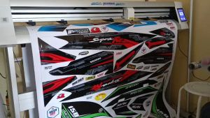 Striping SUPRA FIT NEW: Desain Stiker IP & Variasi Striping Mobil