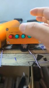 AKS Waterproof Metal Detector: High Sensitivity & Precise Positioning