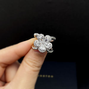 High-End Copper Plating 18K Gold New Arrival Small Size Scarf Buckle Ring Assembly Easiest for Match Small Square Towel Buckle Ribbon Bows Buckle