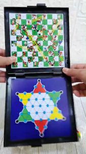 Mainan Board Game Ular Tangga Magnet 5 in 1 Catur Ludo Halma Catur