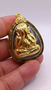 K826 จี้พระ พระปิดตา หลวงพ่อคูณ เสาร์ห้า หน้ากากทอง เนื้อว่าน เลี่ยม กรอบพระ ทองไมครอน ขนาด 3.5x5.0 ซม. หลวงพ่อคูณแท้ พร้อมส่ง