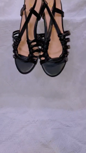 [ẢNH THẬT-FREESHIP] Sandal nữ quai chéo đế xuồng ROSATA RO666 -5p- Đen Bạc - BKSTORE