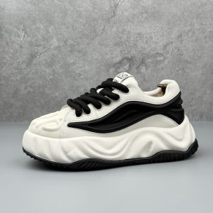 Trendy Dad Shoes for Men Thick Bottom Casual Sports Shoes Bread Shape Heightening Versatile High-End Feeling Leisure Running Shoes