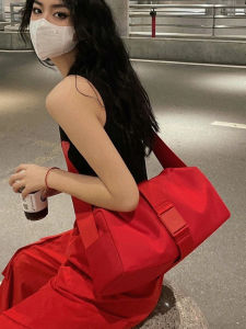 Red Canvas Fitness Bag Womens Tote Crossbody Oxford Cloth Sports Bag Toast Nylon Handbag New 2024 Fashion Trend Soft Bag