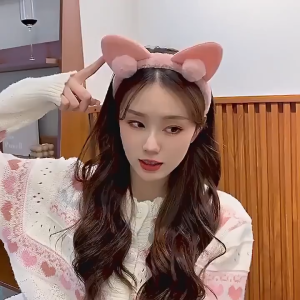 BD-A003 Bando Karakter Telinga kucing Bandana Pom-Pom Bulu Gaya Korea Fashion Aksesoris Rambut Wanita Headband Cloud Empuk